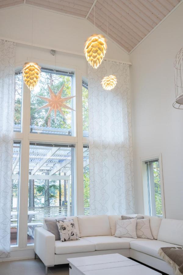 Luxurious Villa Kinos With Jacuzzi Rovaniemi Exteriér fotografie